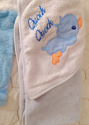Nakışlı Mavi Erkek Çocuk Bornoz ve Havlu Seti - Görsel 4