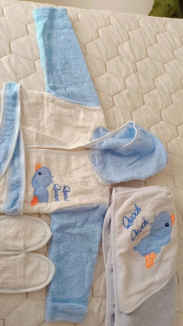 Nakışlı Mavi Erkek Çocuk Bornoz ve Havlu Seti - Görsel 5