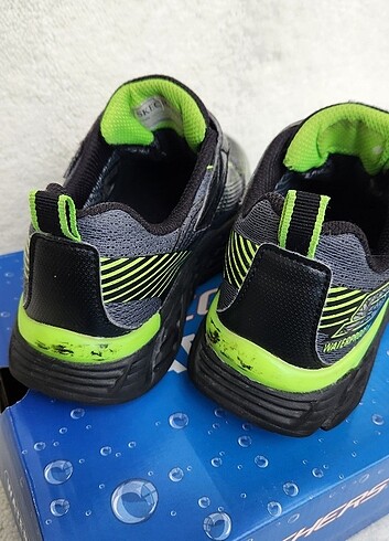 31 Beden siyah Renk Skechers waterproof spor ayakkabı
