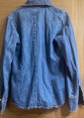Düğmeli Mavi Denim Kadın Gömlek - Görsel 4