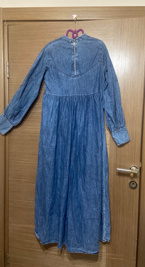 Mavi Uzun Kot Elbise V Yaka Pileli - Görsel 5