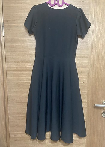 Düğmeli Siyah Midi Elbise - Görsel 5