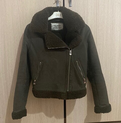 pull&bear haki yeşili kürklü mont