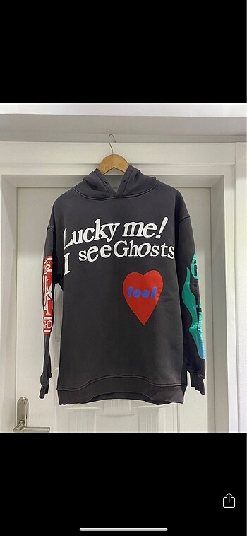 Unisexs sweatshirt