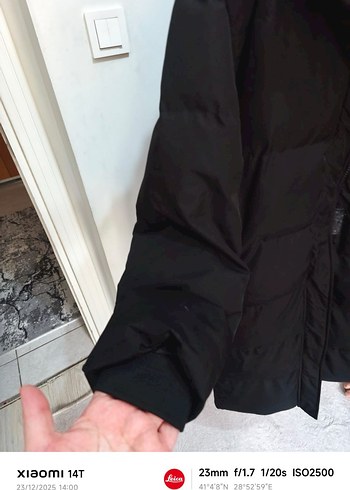 Siyah Fermuarlı Kadın Kışlık Ceket - Görsel 2