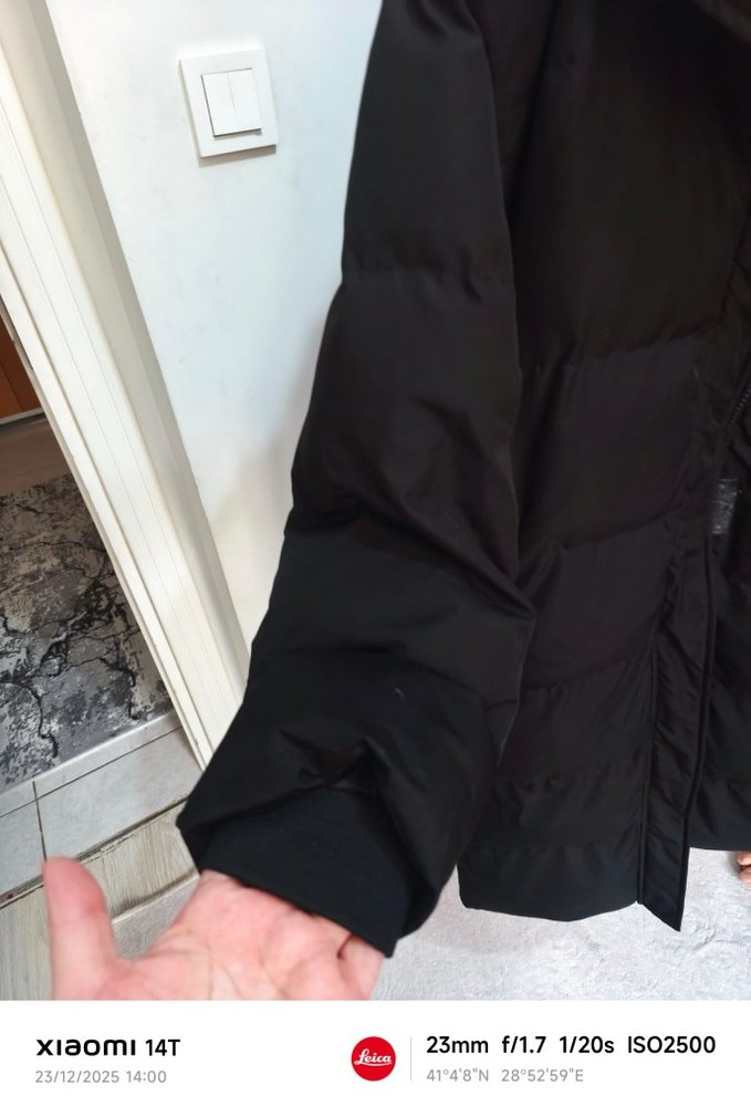 Siyah Fermuarlı Kadın Kışlık Ceket - Görsel 2