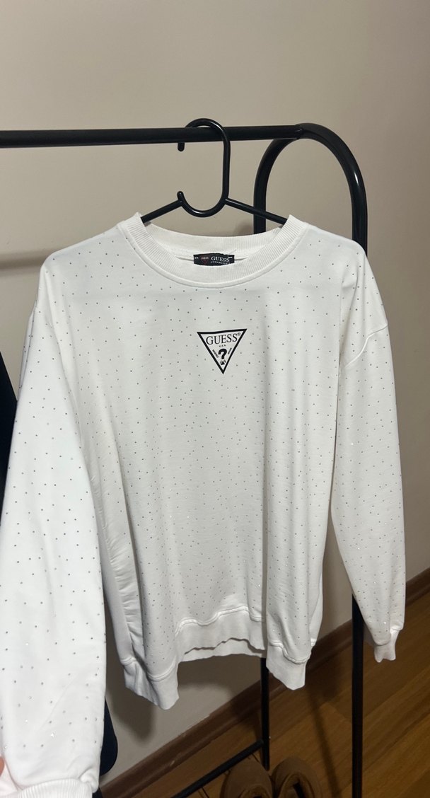 Guess Beyaz Puantiyeli Uzun Kollu Sweatshirt — görsel 2/12