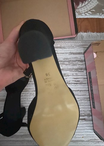 Siyah Süet Topuklu Kadın Ayakkabı - Görsel 5