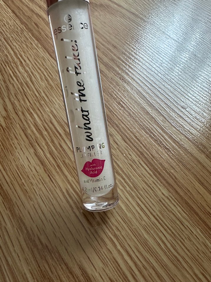 ESSENCE DUDAK DOLGUNLAŞTIRICI GLOSS YENİ - Görsel 2