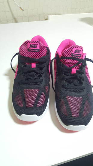 Nike ayakkabı 