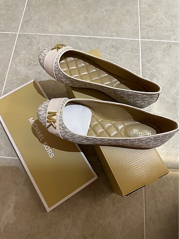 Michael kors babet