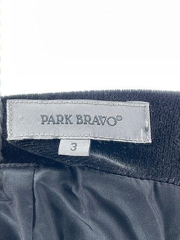 l Beden siyah Renk Park Bravo Uzun Elbise %70 İndirimli.