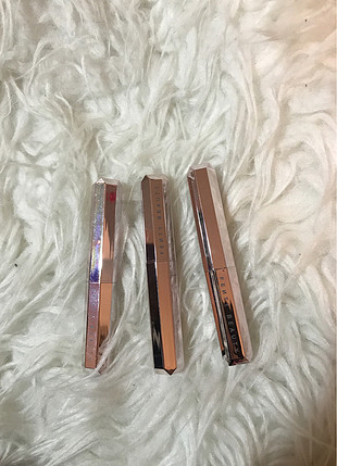 Fenty Beauty Fenty Beauty matte moiselle mat rujları
