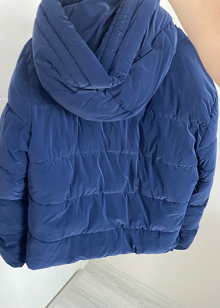 Mavi şişme mont - Görsel 3