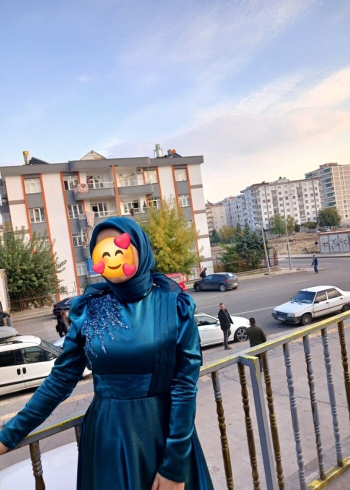 Abiye ve eşarp - Görsel 3