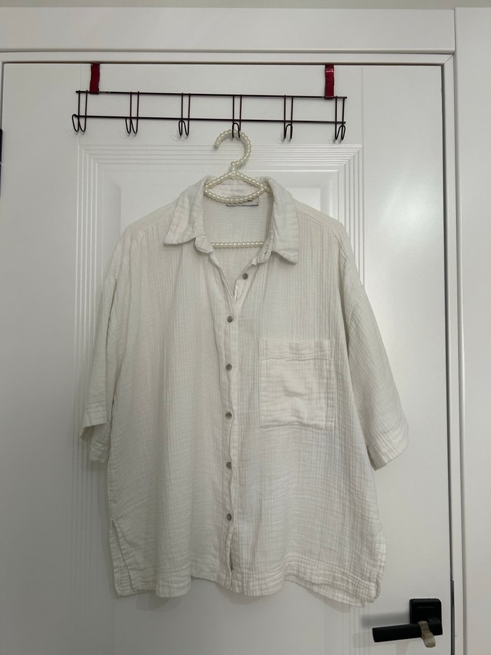 Ekru Minimal Oversize Gömlek — görsel 3/5