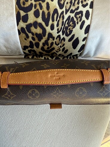Louis Vuitton Louis Vuitton Pochette Metis