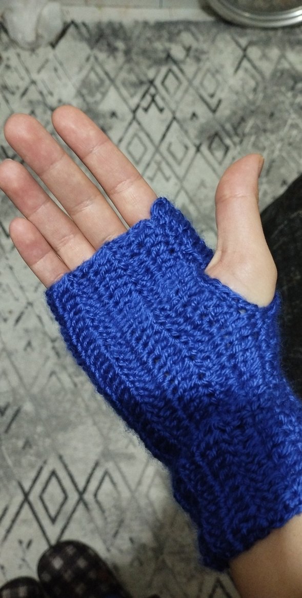 Mavi Örgü Kadın Eldiven - Görsel 2