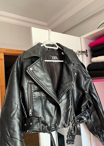 Zara Siyah Deri Biker Ceket