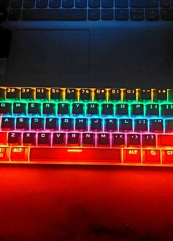 Mucai Red Switch Hotswap Mekanik Klavye MK61