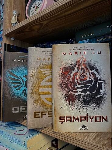MARIE LU SERİ