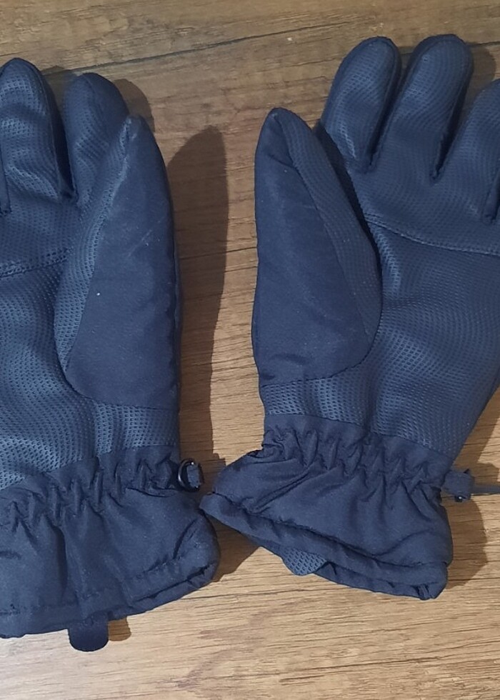 Lc waikki eldivan - Görsel 2