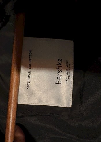 Kürk Detaylı Siyah Kadın Kışlık Mont - Görsel 3