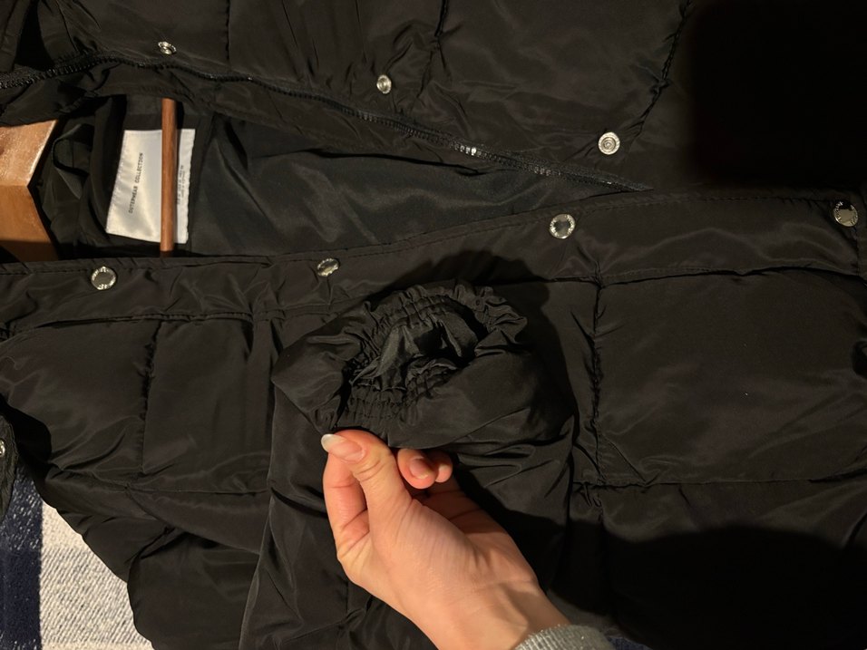 Kürk Detaylı Siyah Kadın Kışlık Mont - Görsel 4