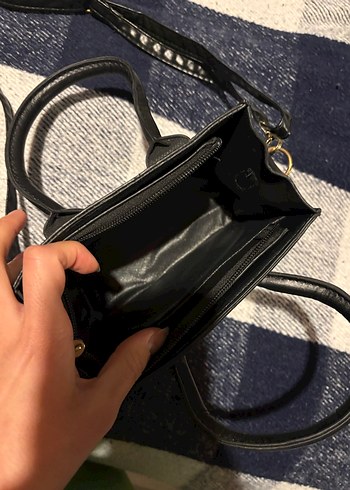 Siyah Beyaz Kareli Deri Kadın Çantası - Görsel 3