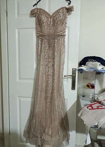 Boncuk İşlemeli V Yaka Uzun Bej Abiye Özel Tasarım - Görsel 6