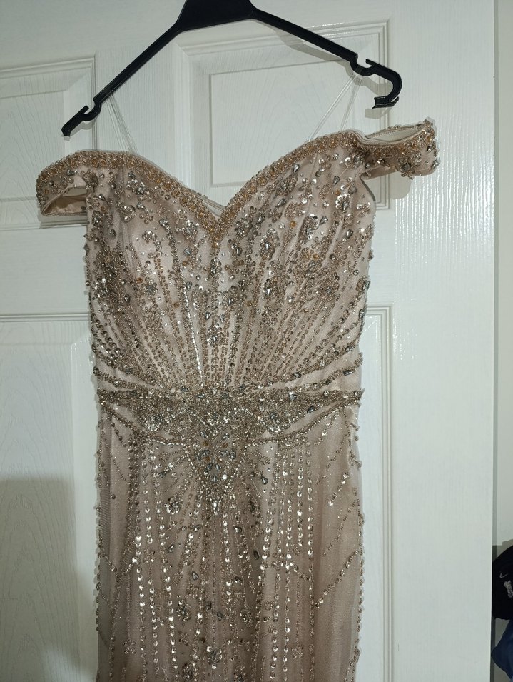 Boncuk İşlemeli V Yaka Uzun Bej Abiye Özel Tasarım - Görsel 4