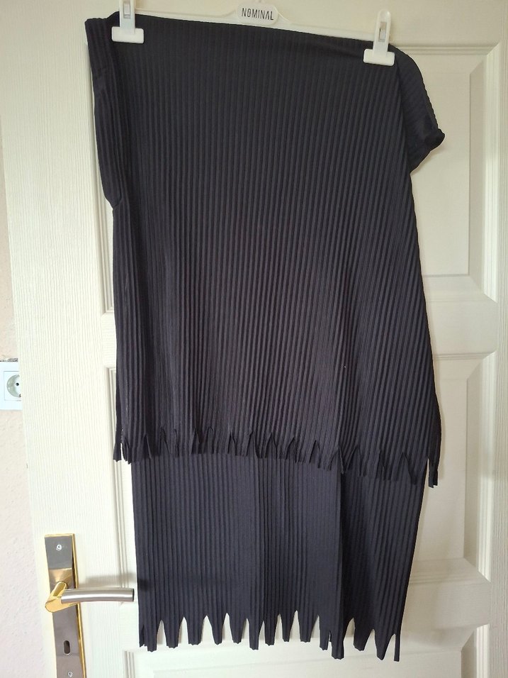 Nilbutik Siyah Piliseli Kadın Şal - Görsel 2