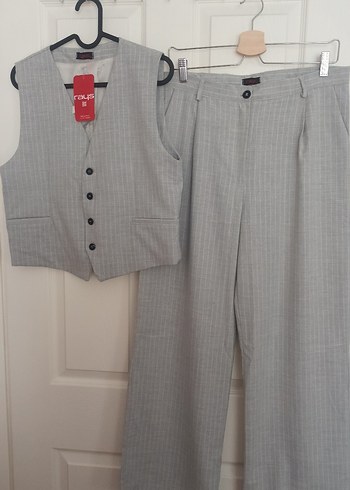Gri Kumaş Kadın Yelek ve Pantolon Takım