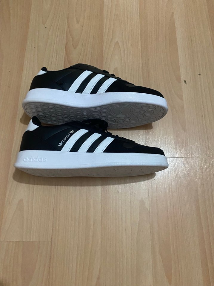 Erkek spor ayakkabı tek fiyattır lütfen pazarlık yapmayın - Görsel 3