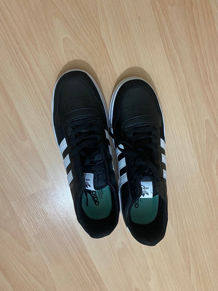 Erkek spor ayakkabı tek fiyattır lütfen pazarlık yapmayın - Görsel 2