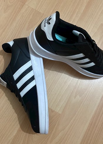 Erkek Siyah Beyaz Spor Ayakkabı - Görsel 3