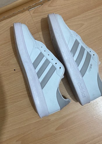 Adidas 43