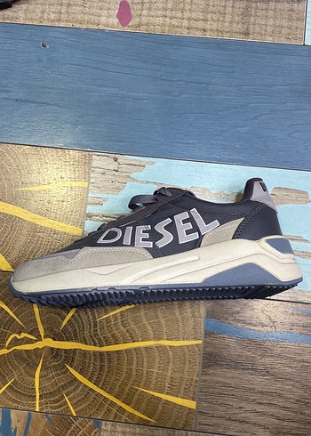 Diesel gri spor ayakkabı