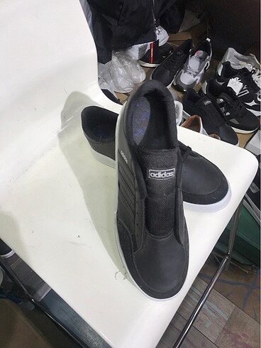 Adidas Mağaza ürünü
