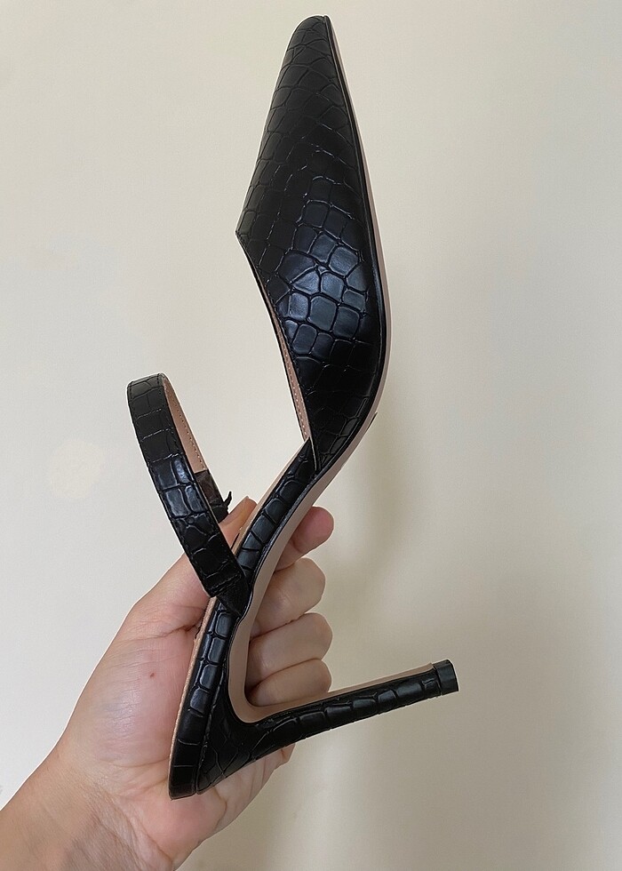 Topuklu terlik - Görsel 3