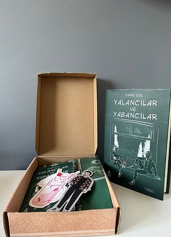 Yalancılar ve yabancılar 