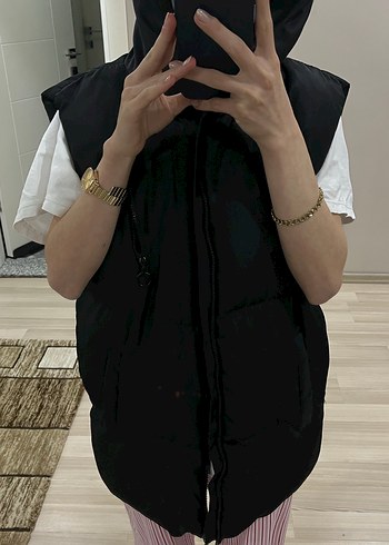 Siyah Kapüşonlu Fermuarlı Kadın Yelek - Görsel 2