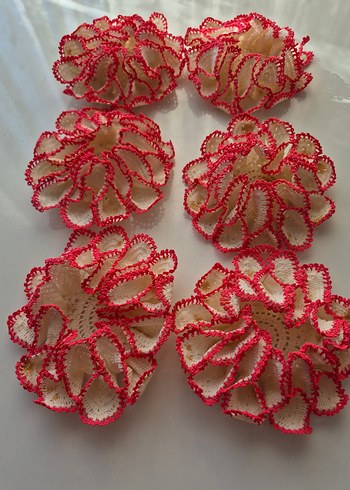 Bardak altliği, Kırmızı Kenarlı Dantel Çiçek, Sunum, Dekorasyon - Görsel 2