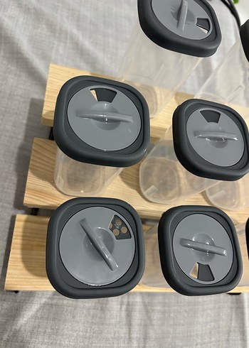 Diğer Gri Plastik Baharatlık Seti 8 Parça