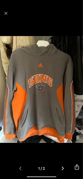 adidas sweatshrit