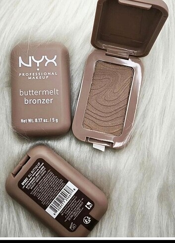 Nyx bronzer