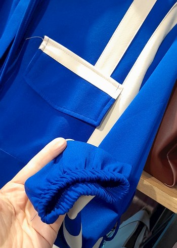 Mavi Düğmeli Uzun Kollu Kadın Gömlek - Görsel 5