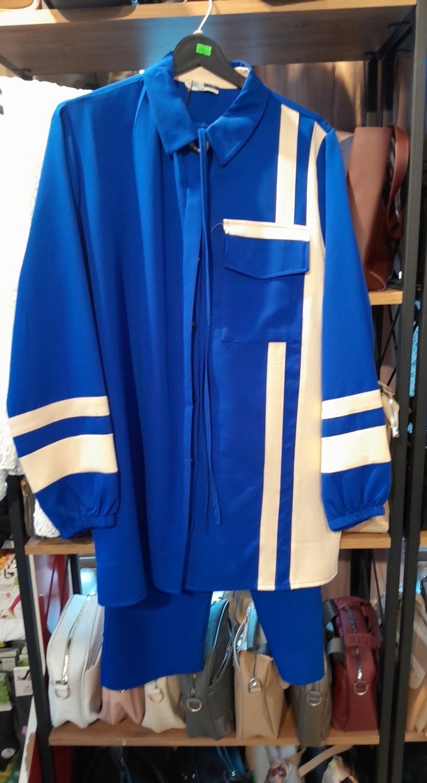 Mavi Düğmeli Uzun Kollu Kadın Gömlek - Görsel 2