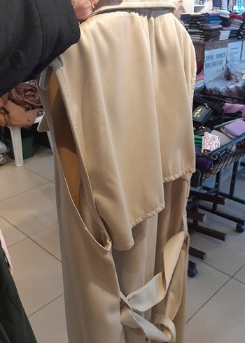 Bej Kadın Kolsuz Uzun Trençkot - Görsel 5