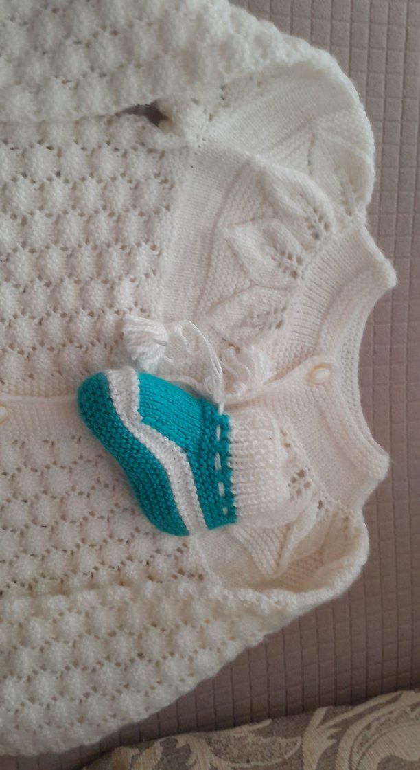 Beyaz Örgü Kız Hırka - Görsel 3